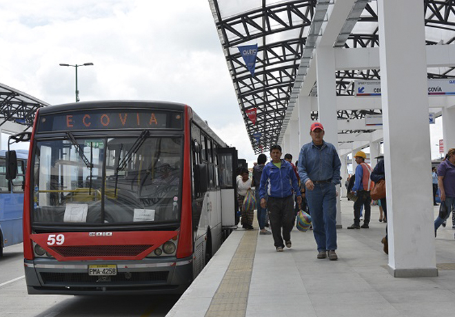 Transporte en el Distrito Metropolitano de Quito